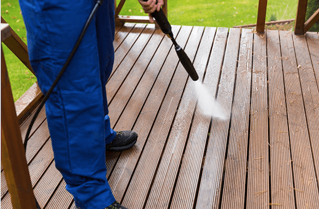 deck cleaning forest hills