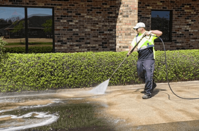 commercial concrete cleaning in forest hills